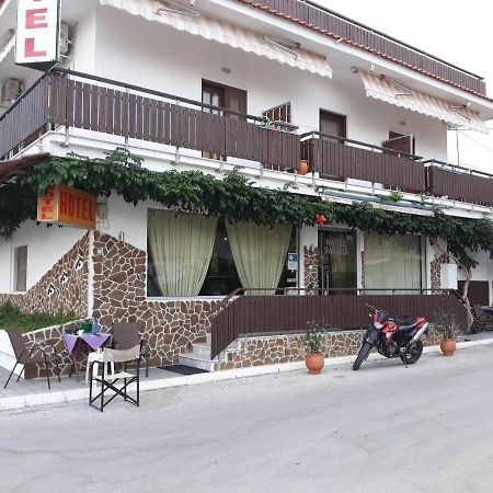 Hotel Paralia Nea Karvali Dış mekan fotoğraf