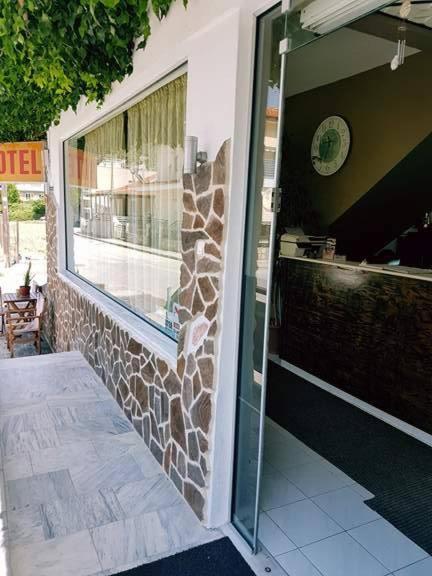 Hotel Paralia Nea Karvali Dış mekan fotoğraf
