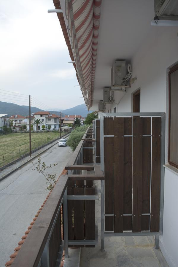 Hotel Paralia Nea Karvali Dış mekan fotoğraf