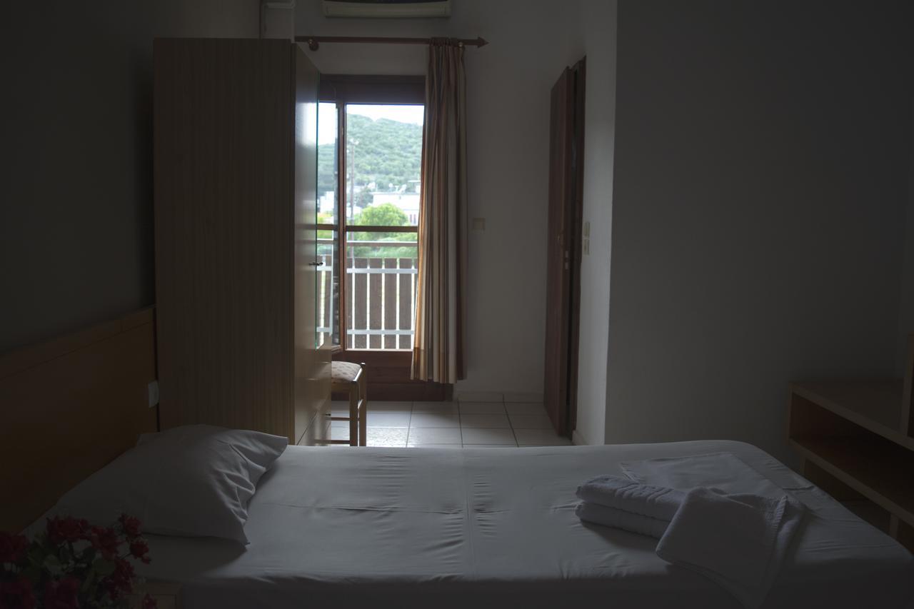 Hotel Paralia Nea Karvali Dış mekan fotoğraf